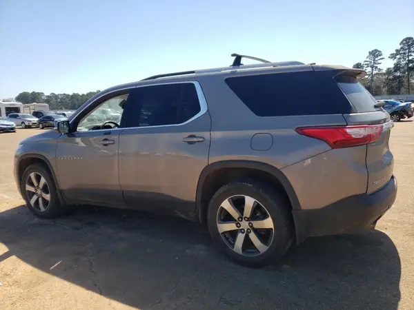 1GNERHKW6JJ184634 2018 CHEVROLET TRAVERSE - Image 2