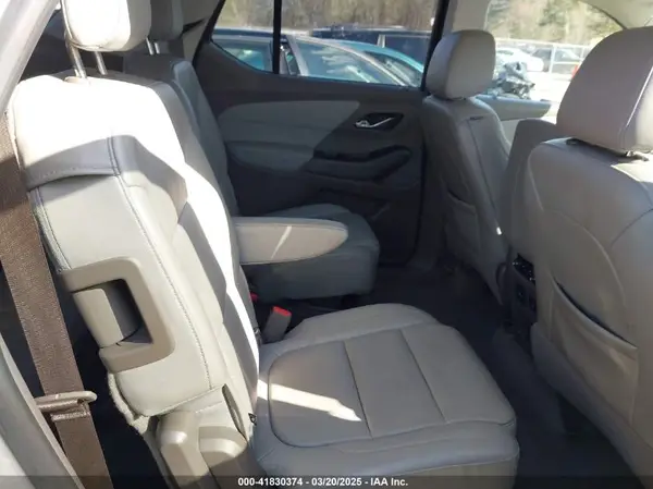 1GNERHKW6JJ187517 2018 CHEVROLET TRAVERSE - Image 8