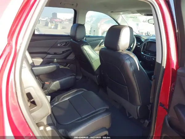 1GNERHKW6KJ117064 2019 CHEVROLET TRAVERSE - Image 8