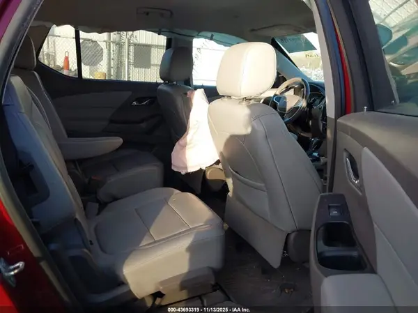 1GNERHKW6KJ117842 2019 CHEVROLET TRAVERSE - Image 8