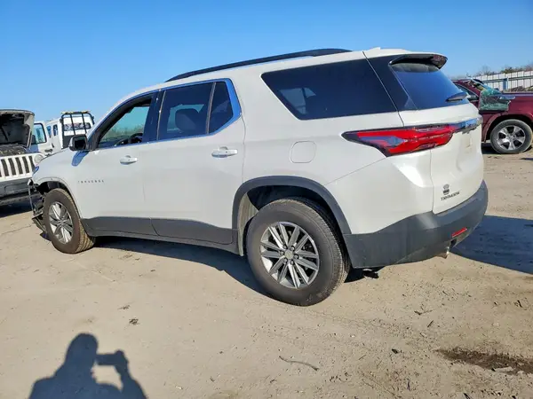1GNERHKW6PJ186277 2023 CHEVROLET TRAVERSE - Image 2