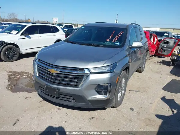 1GNERHKW6PJ340485 2023 CHEVROLET TRAVERSE - Image 2