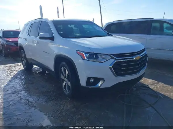 1GNERHKW7JJ109117 2018 CHEVROLET TRAVERSE - Image 1