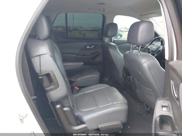 1GNERHKW7JJ215650 2018 CHEVROLET TRAVERSE - Image 8