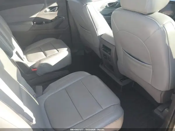1GNERHKW7JJ222310 2018 CHEVROLET TRAVERSE - Image 8