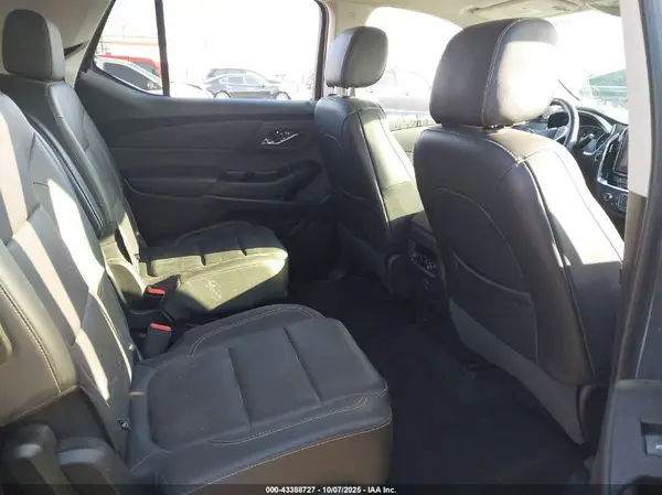 1GNERHKW7KJ242364 2019 CHEVROLET TRAVERSE - Image 8