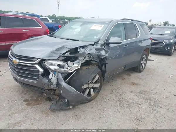 1GNERHKW7KJ289460 2019 CHEVROLET TRAVERSE - Image 2