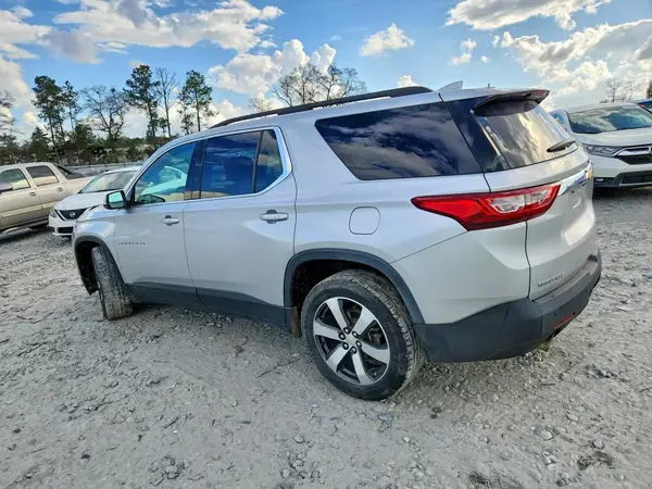1GNERHKW7KJ290284 2019 CHEVROLET TRAVERSE - Image 2