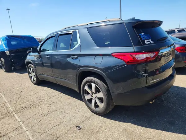 1GNERHKW7MJ202241 2021 CHEVROLET TRAVERSE - Image 2
