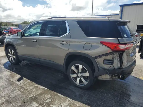 1GNERHKW8JJ160271 2018 CHEVROLET TRAVERSE - Image 2