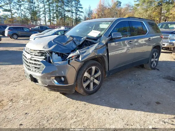 1GNERHKW8KJ204416 2019 CHEVROLET TRAVERSE - Image 2