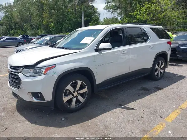 1GNERHKW8KJ226108 2019 CHEVROLET TRAVERSE - Image 2