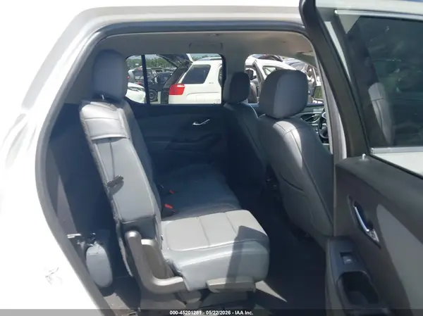 1GNERHKW8KJ226108 2019 CHEVROLET TRAVERSE - Image 8