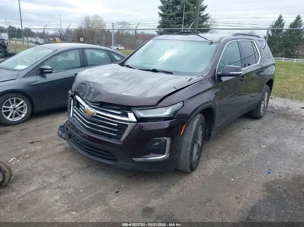 1GNERHKW8PJ137338 2023 CHEVROLET TRAVERSE - Image 2