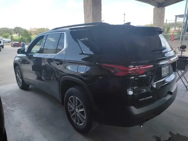 1GNERHKW9NJ177389 2022 CHEVROLET TRAVERSE - Image 2