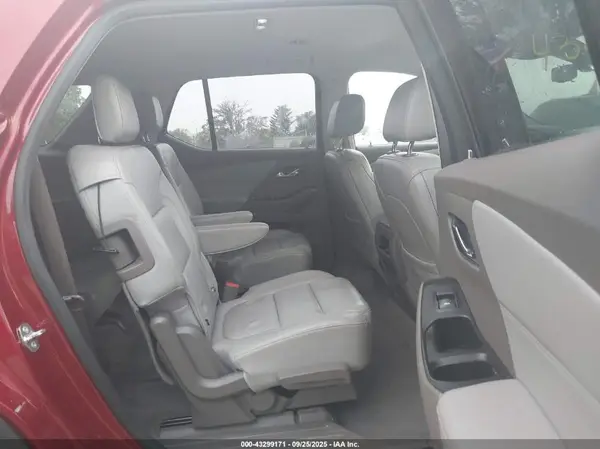 1GNERHKWXJJ125974 2018 CHEVROLET TRAVERSE - Image 8