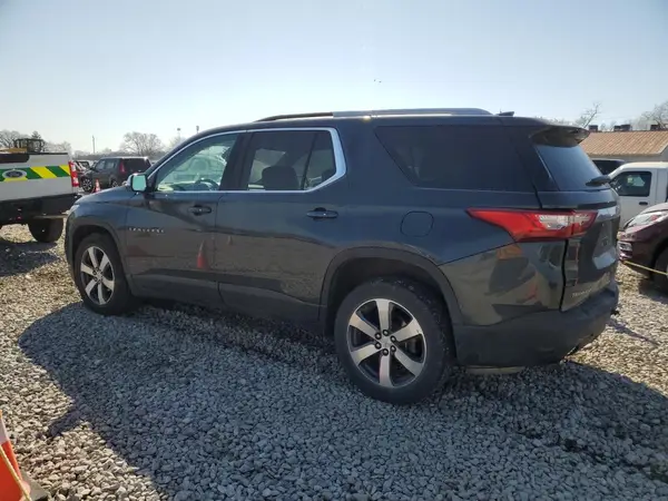 1GNERHKWXJJ203492 2018 CHEVROLET TRAVERSE - Image 2