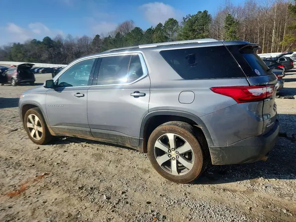 1GNERHKWXJJ284459 2018 CHEVROLET TRAVERSE - Image 2