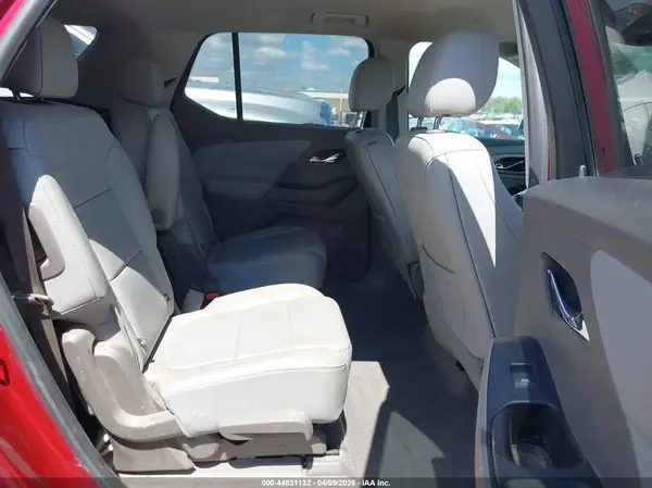 1GNERHKWXKJ123806 2019 CHEVROLET TRAVERSE - Image 8