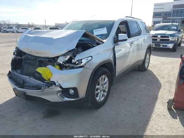 1GNERHKWXKJ171094 2019 CHEVROLET TRAVERSE - Image 2