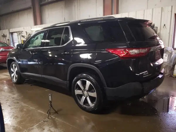 1GNERHKWXLJ234891 2020 CHEVROLET TRAVERSE - Image 2
