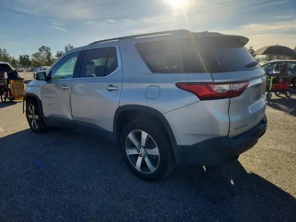1GNERHKWXMJ147476 2021 CHEVROLET TRAVERSE - Image 2