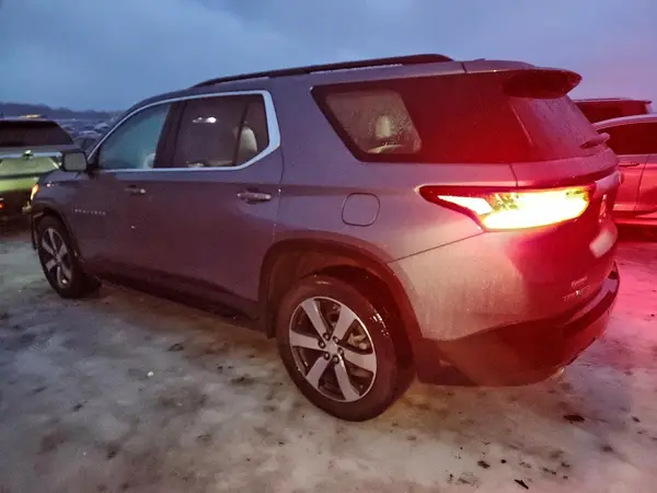 1GNERHKWXMJ177996 2021 CHEVROLET TRAVERSE - Image 2