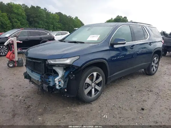 1GNERHKWXPJ215327 2023 CHEVROLET TRAVERSE - Image 2