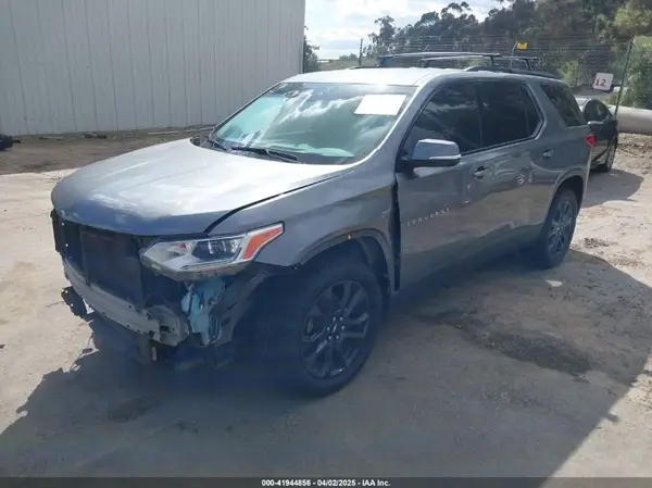 1GNERJKW0LJ201079 2020 CHEVROLET TRAVERSE - Image 2