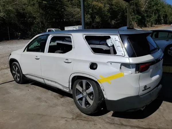 1GNERJKW0NJ186036 2022 CHEVROLET TRAVERSE - Image 2