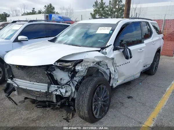 1GNERJKW2NJ185731 2022 CHEVROLET TRAVERSE - Image 2