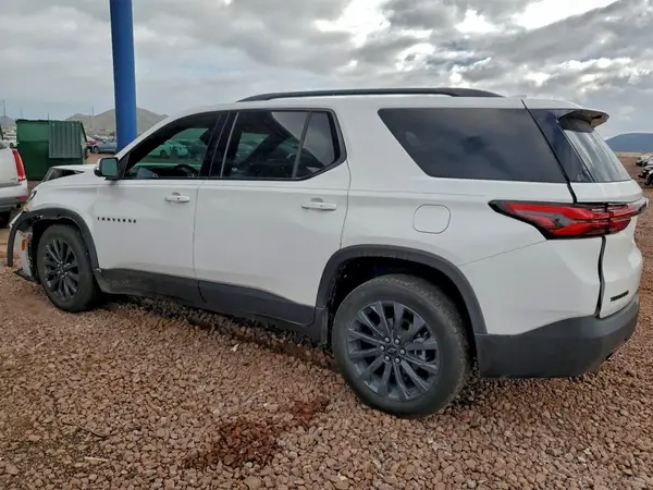1GNERJKW4PJ189802 2023 CHEVROLET TRAVERSE - Image 2