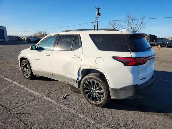 1GNERJKW4PJ190772 2023 CHEVROLET TRAVERSE - Image 2