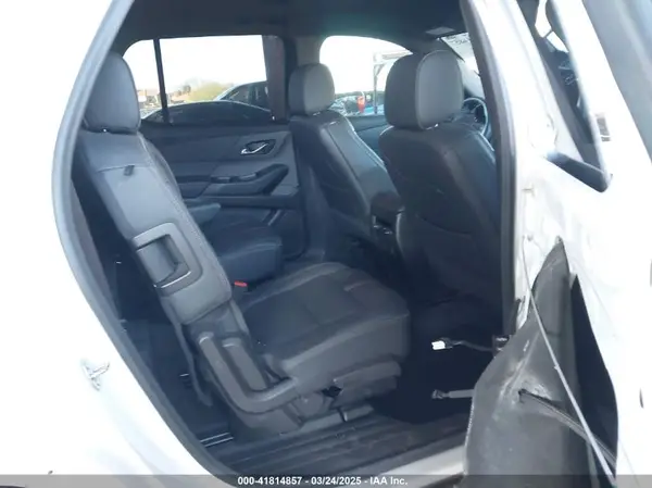 1GNERJKW7PJ230813 2023 CHEVROLET TRAVERSE - Image 8