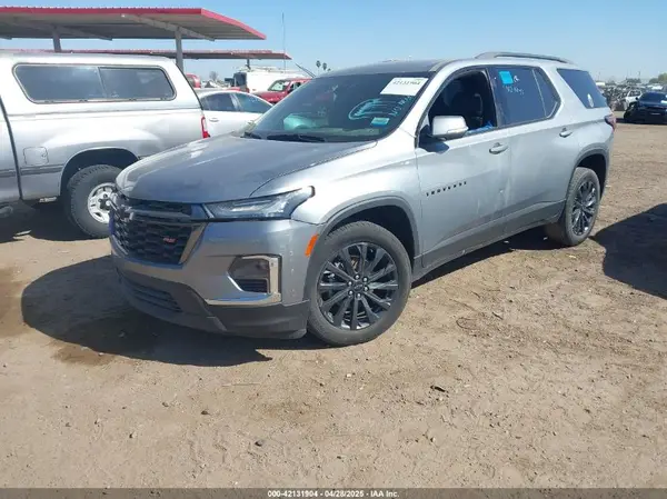 1GNERJKW7PJ234456 2023 CHEVROLET TRAVERSE - Image 2