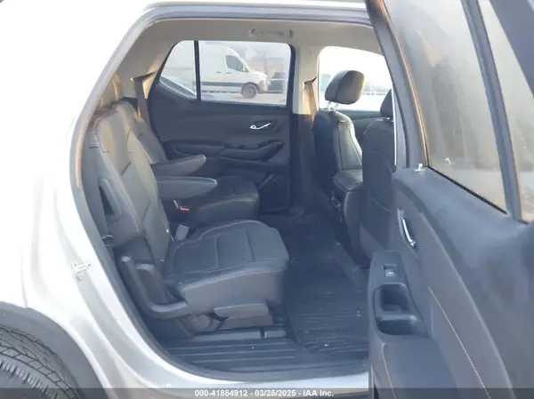 1GNERJKW8LJ146168 2020 CHEVROLET TRAVERSE - Image 8