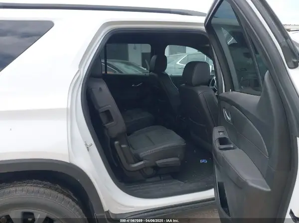 1GNERJKW8NJ136078 2022 CHEVROLET TRAVERSE - Image 8