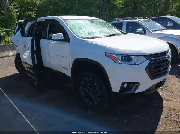 1GNERJKWXMJ119703 2021 CHEVROLET TRAVERSE - Image 1