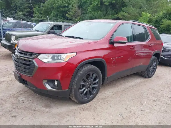 1GNERJKX4JJ107373 2018 CHEVROLET TRAVERSE - Image 2