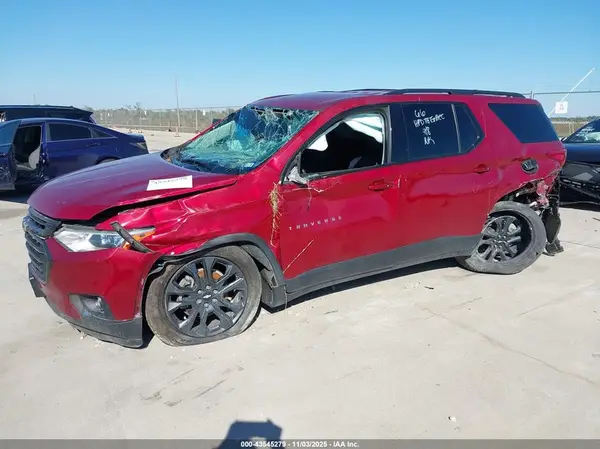 1GNERJKX5JJ264183 2018 CHEVROLET TRAVERSE - Image 2