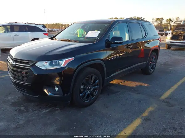 1GNERJKX5KJ199577 2019 CHEVROLET TRAVERSE - Image 2