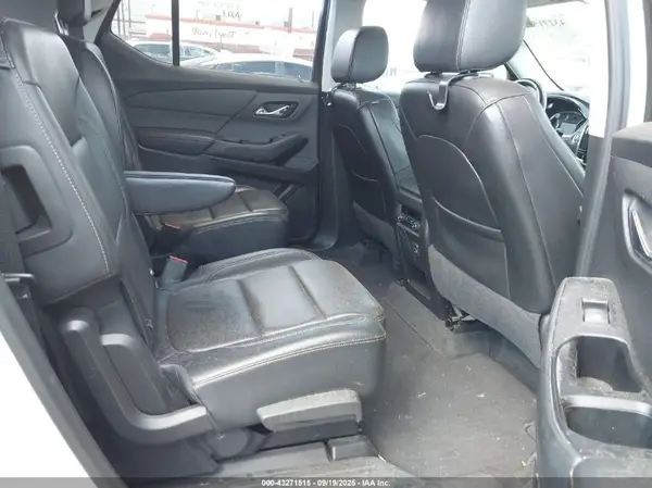 1GNERJKX6JJ251359 2018 CHEVROLET TRAVERSE - Image 8