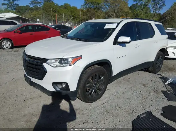 1GNERJKX7JJ151514 2018 CHEVROLET TRAVERSE - Image 2