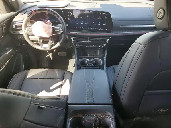1GNERKKS3TJ183468 2026 CHEVROLET TRAVERSE - Image 8