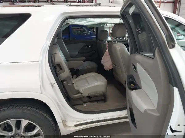 1GNERKKW0JJ101552 2018 CHEVROLET TRAVERSE - Image 8