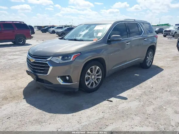 1GNERKKW0JJ115063 2018 CHEVROLET TRAVERSE - Image 2