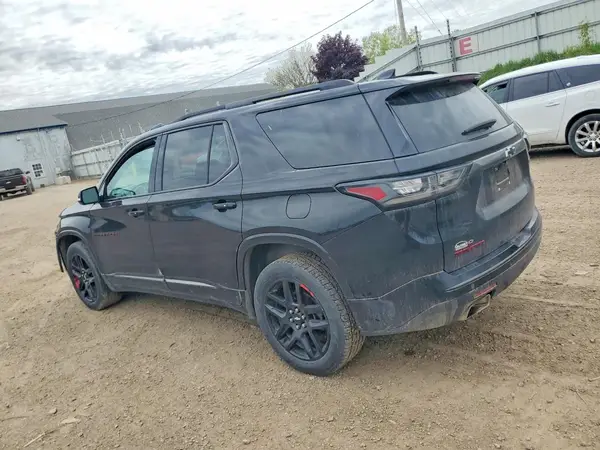 1GNERKKW0JJ196078 2018 CHEVROLET TRAVERSE - Image 2