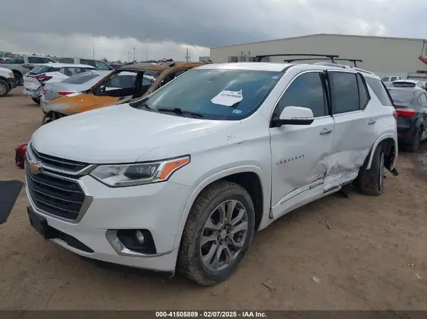 1GNERKKW0JJ229550 2018 CHEVROLET TRAVERSE - Image 2