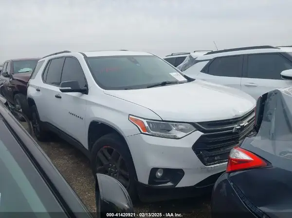 1GNERKKW0KJ106042 2019 CHEVROLET TRAVERSE - Image 1