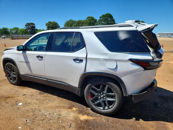 1GNERKKW0KJ124900 2019 CHEVROLET TRAVERSE - Image 2
